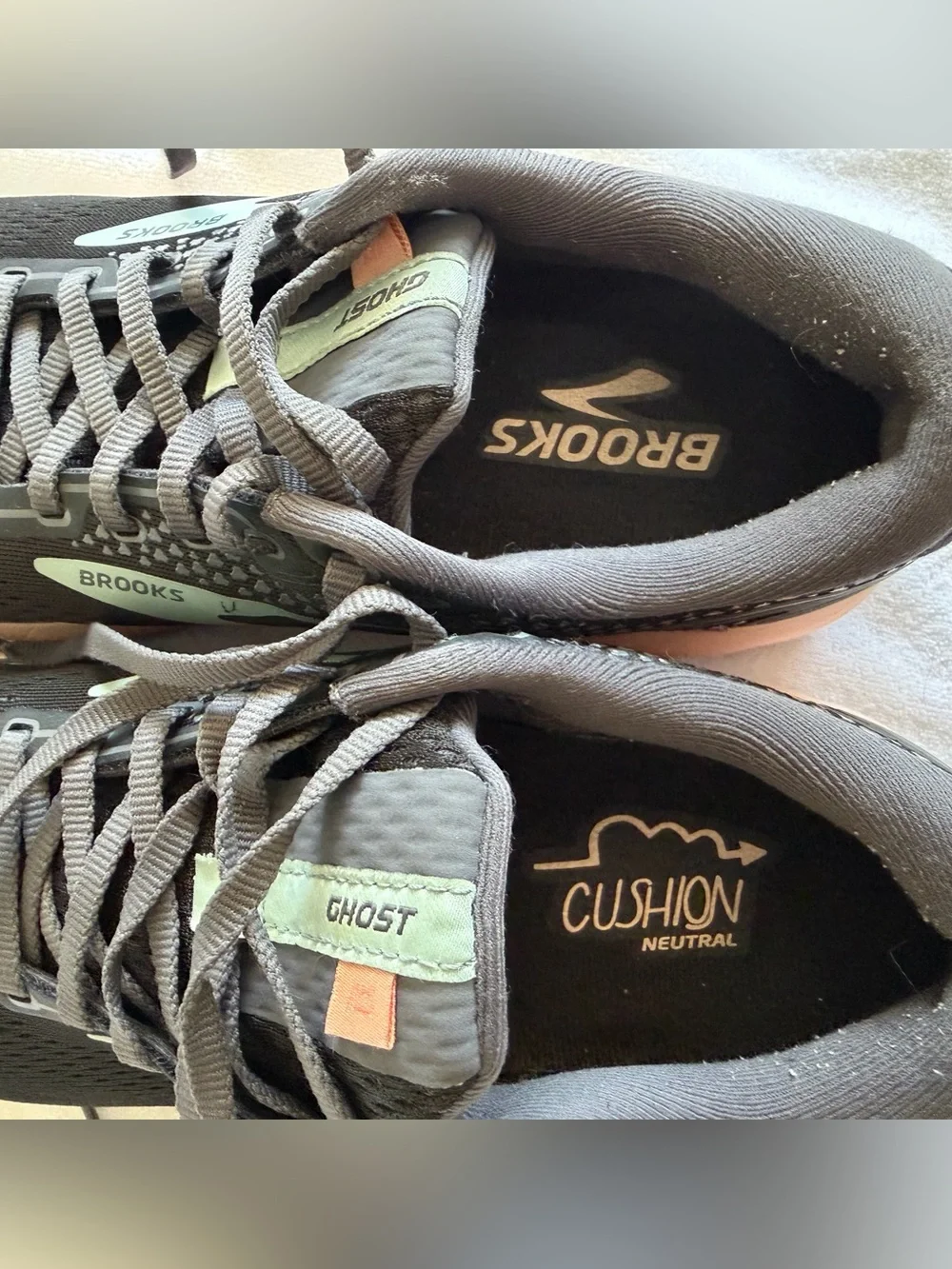 Brooks men ghost